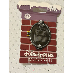 Disneyland Haunted Mansion Holiday 2022 Pin - Limited Edition 4,000 NEW